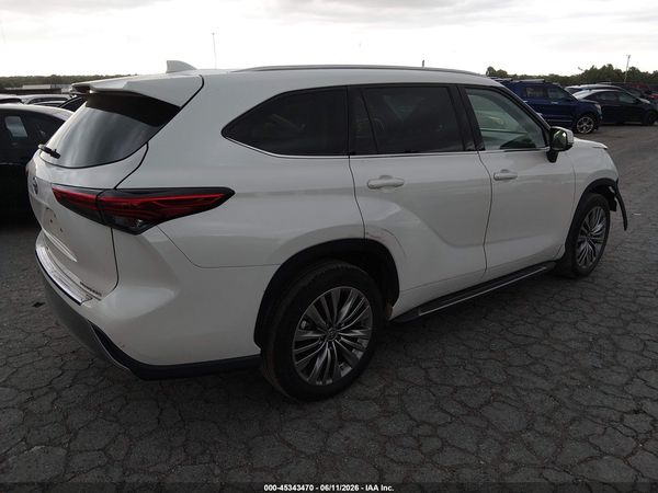 2021 TOYOTA HIGHLANDER PLATINUM
