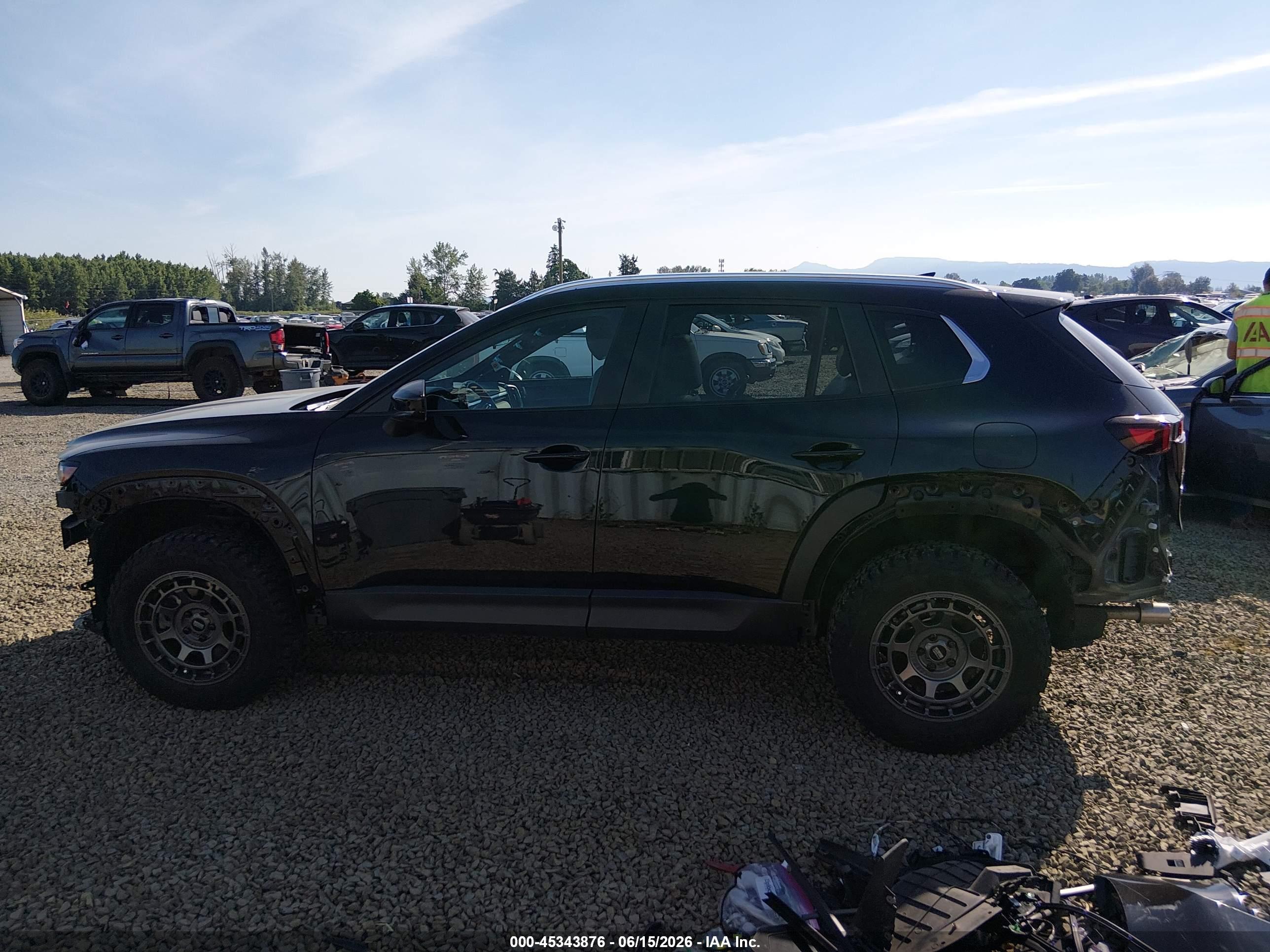 2025 MAZDA CX-50 2.5 S PREMIUM PACKAGE