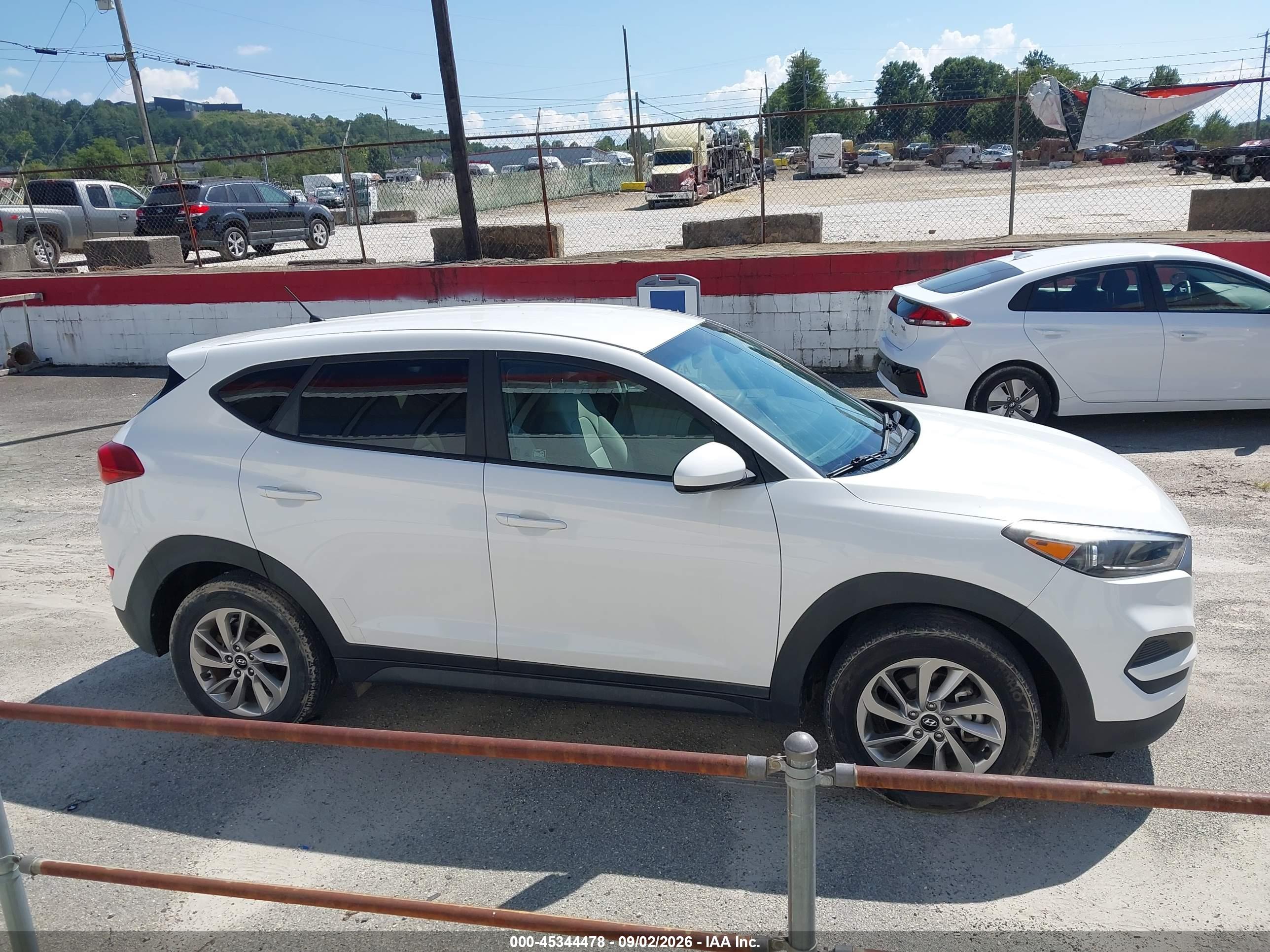 2018 HYUNDAI TUCSON SE