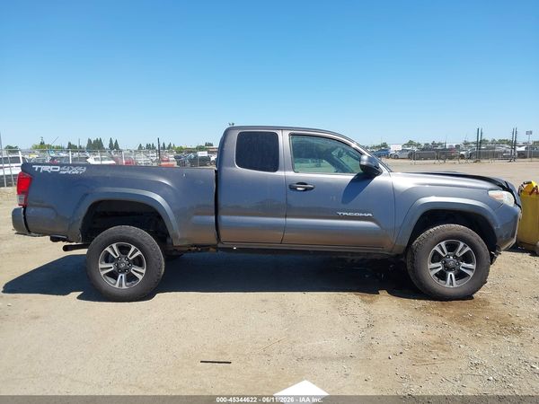 2017 TOYOTA TACOMA TRD SPORT