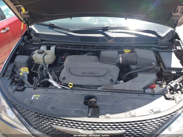 2019 CHRYSLER PACIFICA TOURING PLUS