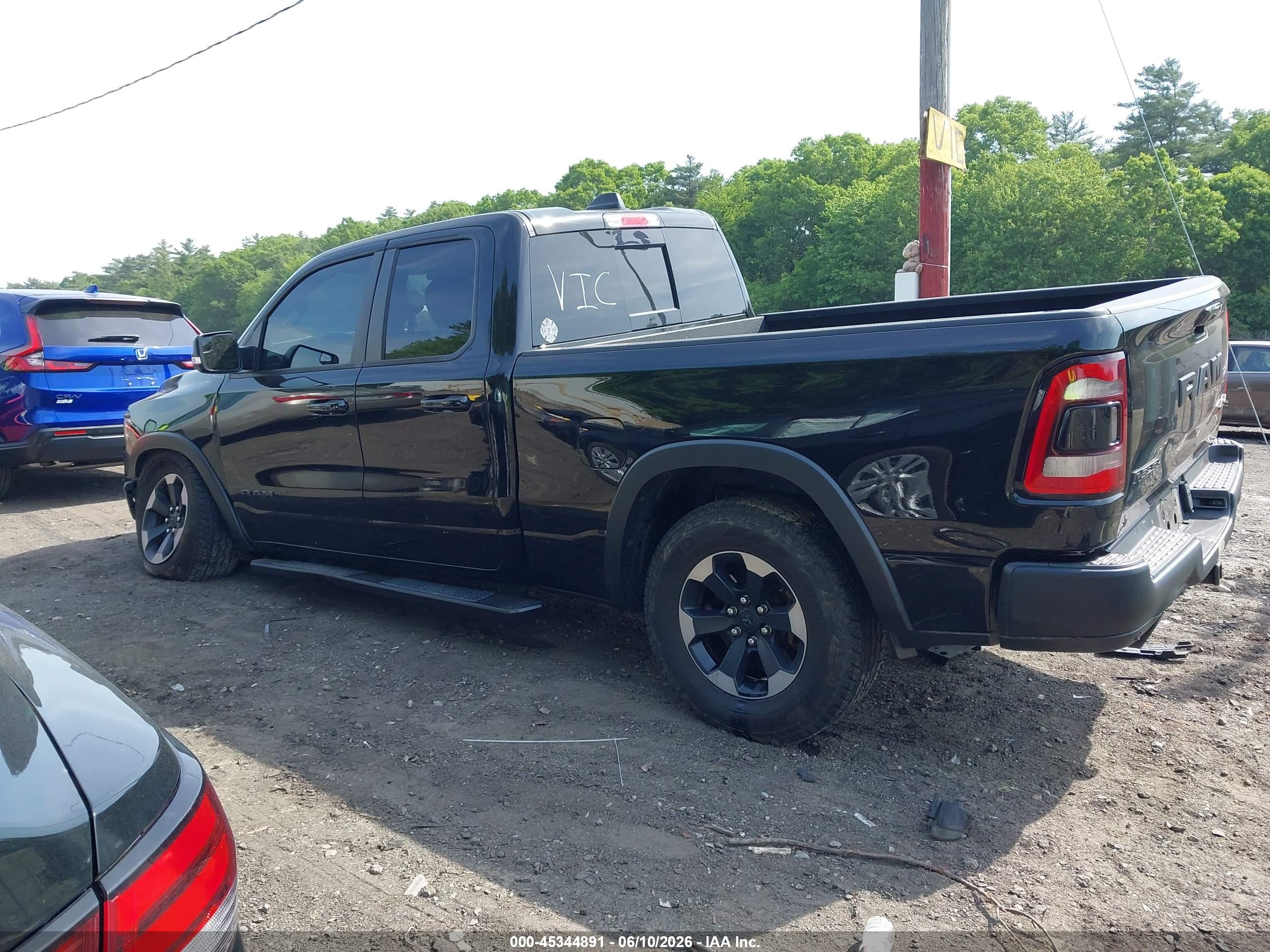 2019 RAM 1500 REBEL  4X4 6'4 BOX