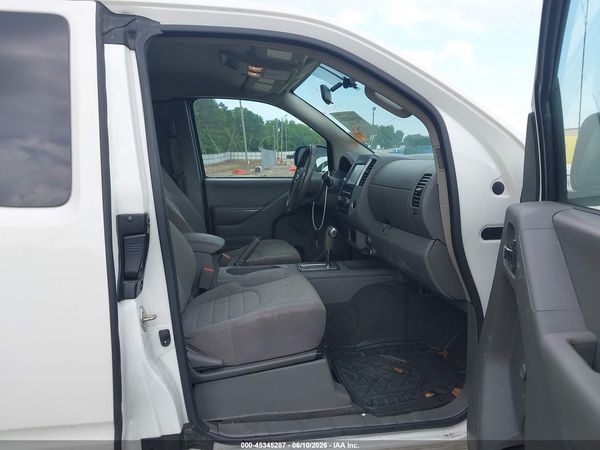2019 NISSAN FRONTIER S