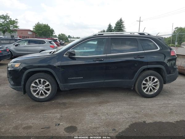 2019 JEEP CHEROKEE LATITUDE 4X4