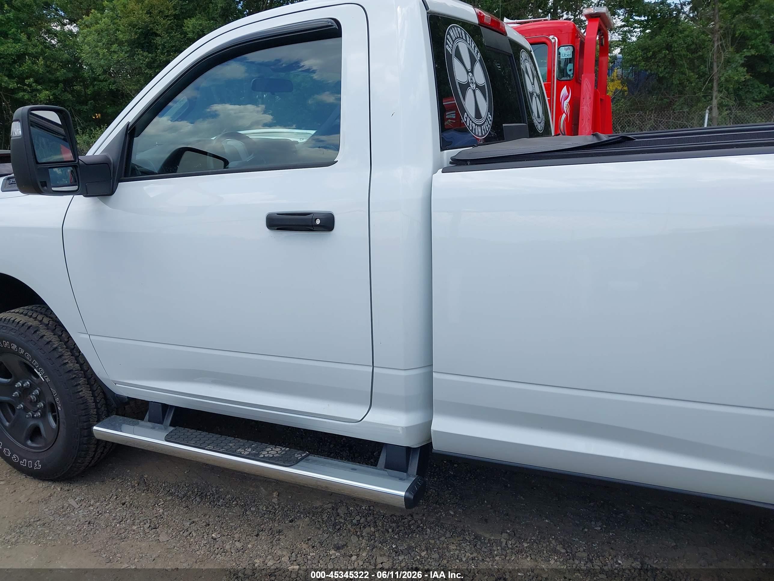 2024 RAM 3500 TRADESMAN  4X4 8' BOX