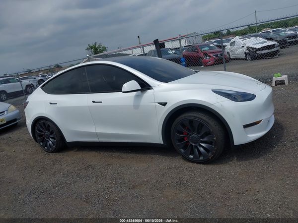 2024 TESLA MODEL Y