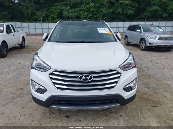 2016 HYUNDAI SANTA FE SE