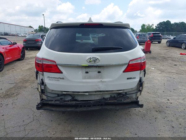 2016 HYUNDAI SANTA FE SE