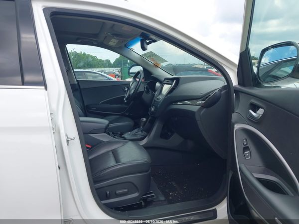 2016 HYUNDAI SANTA FE SE