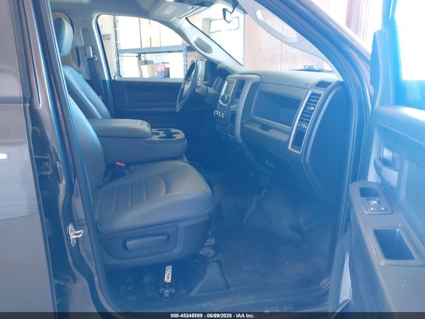 2020 RAM 1500 CLASSIC TRADESMAN  4X4 5'7 BOX