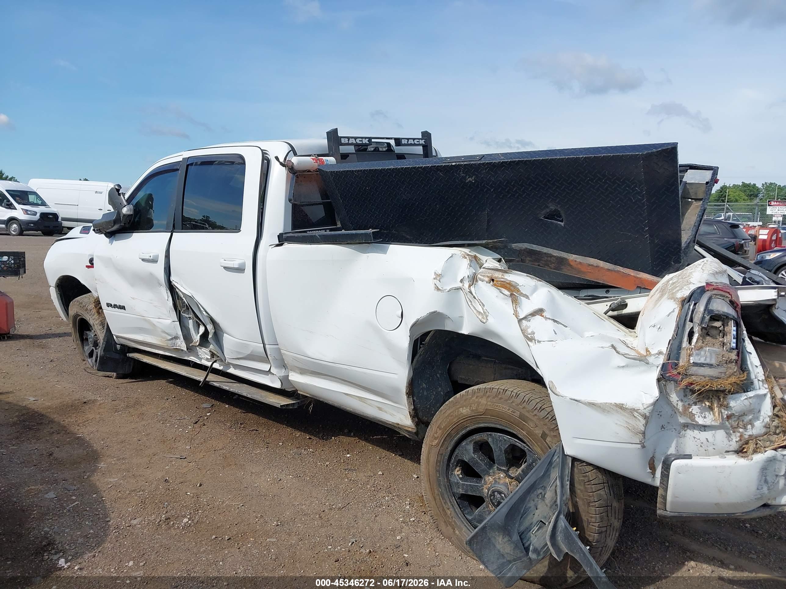 2022 RAM 2500 BIG HORN  4X4 8' BOX