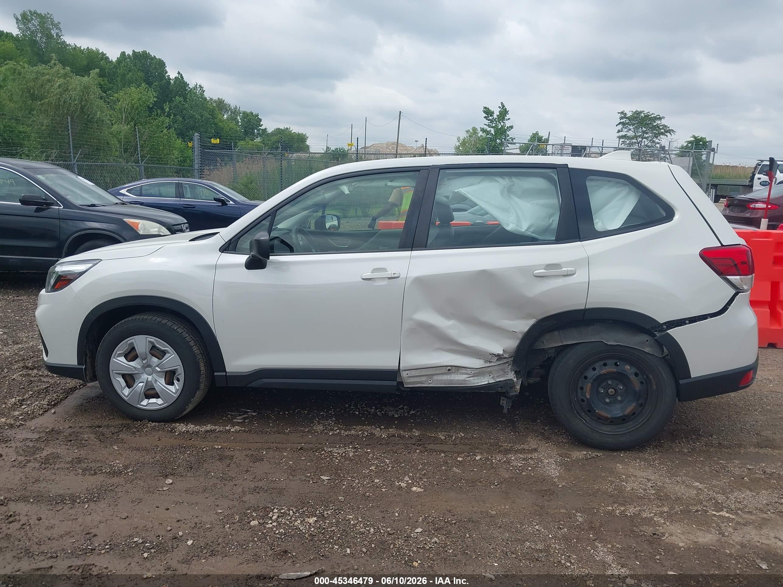 2019 SUBARU FORESTER Base+ES