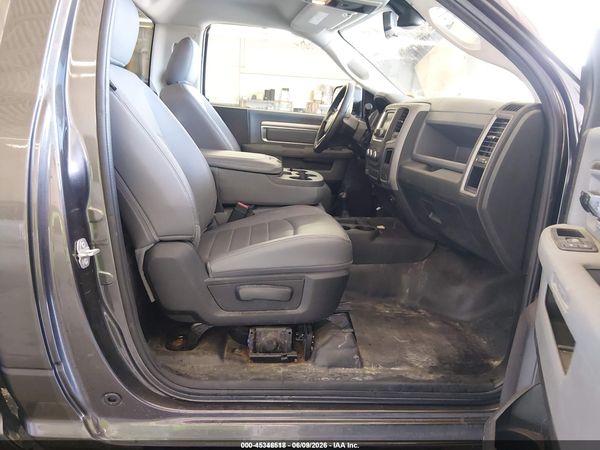 2016 RAM 3500 TRADESMAN