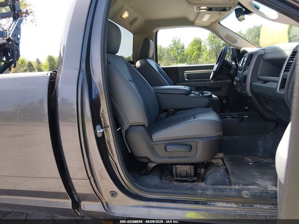 2016 RAM 3500 TRADESMAN