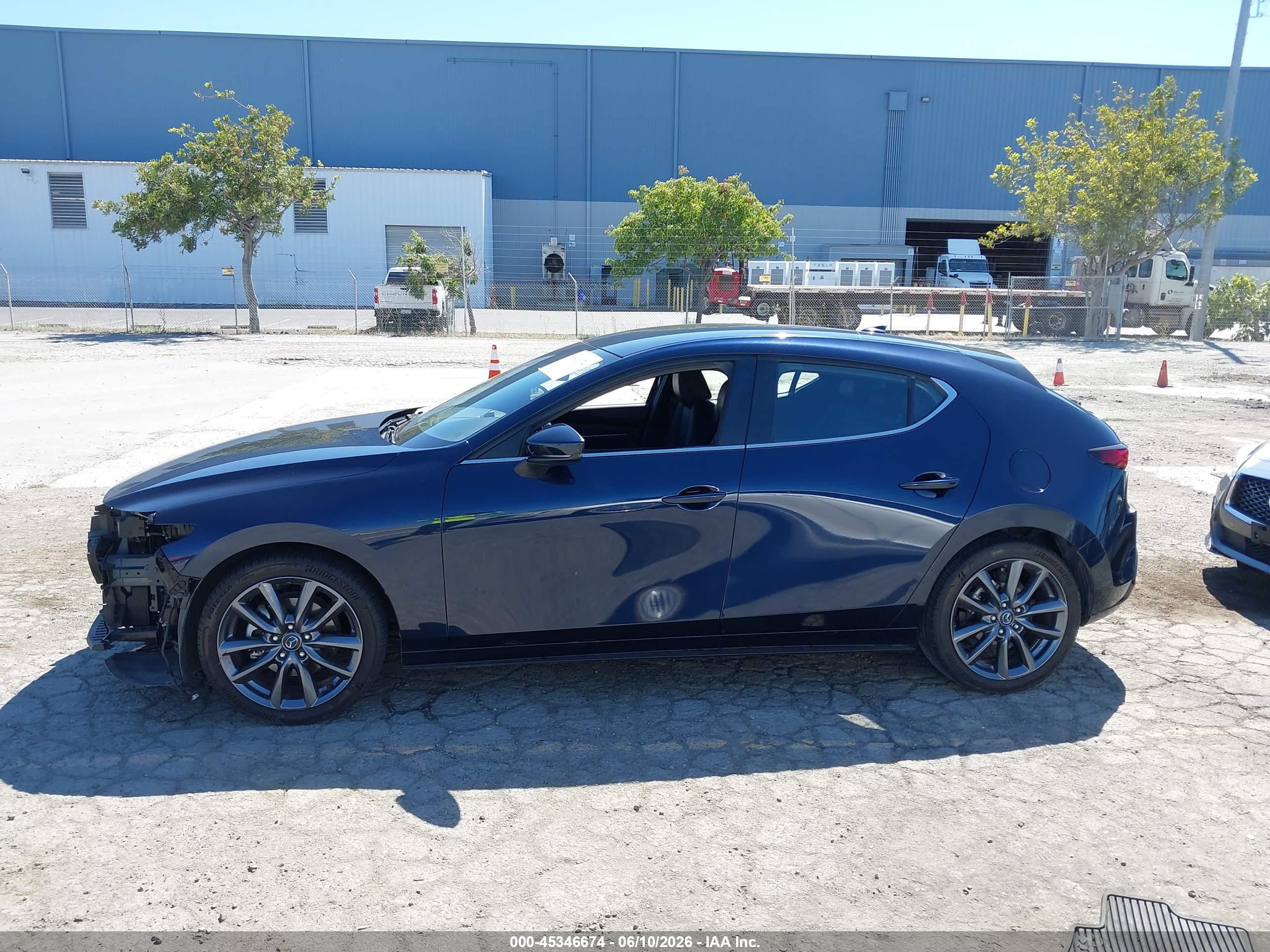 2019 MAZDA MAZDA3 PREFERRED PACKAGE
