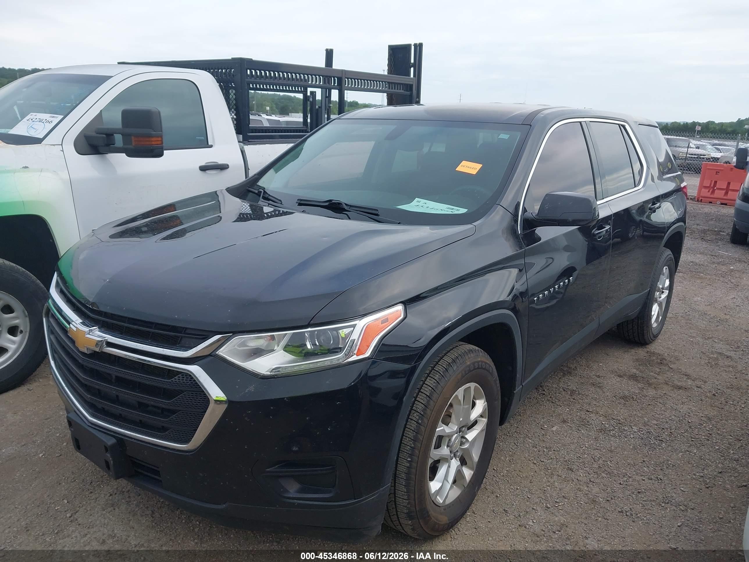 2020 CHEVROLET TRAVERSE FWD LS — I2