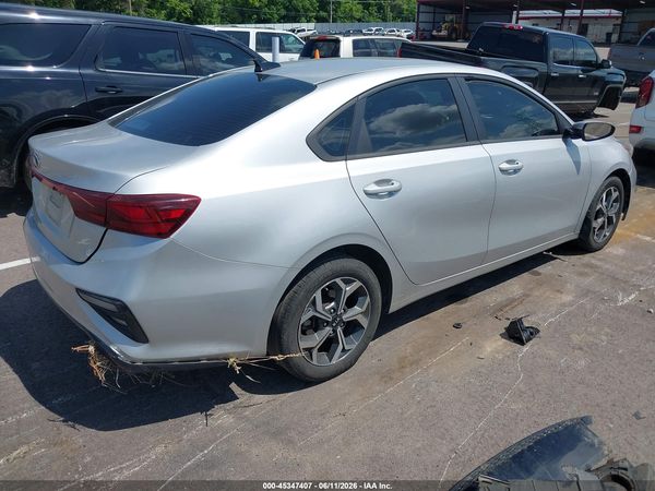 2021 KIA FORTE LXS