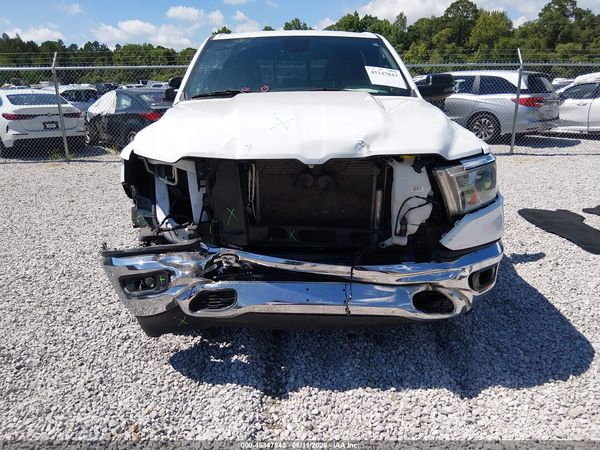 2023 RAM 1500 BIG HORN  4X2 5'7 BOX