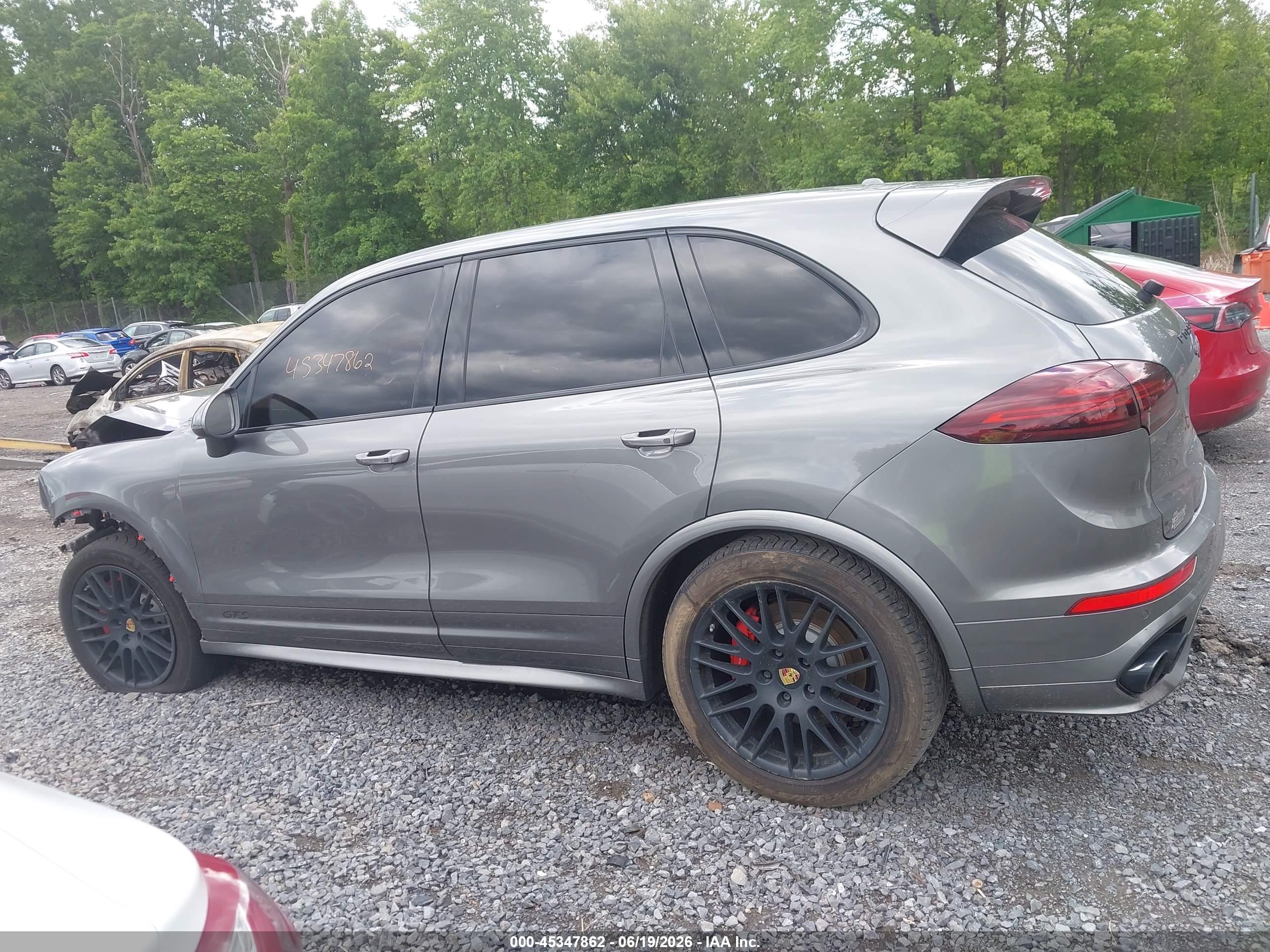 2016 PORSCHE CAYENNE GTS