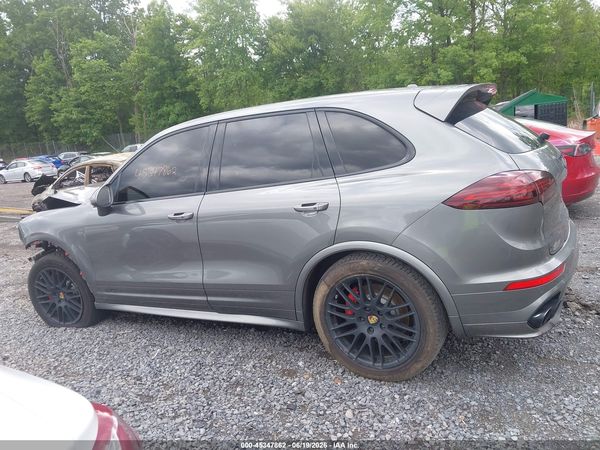2016 PORSCHE CAYENNE GTS