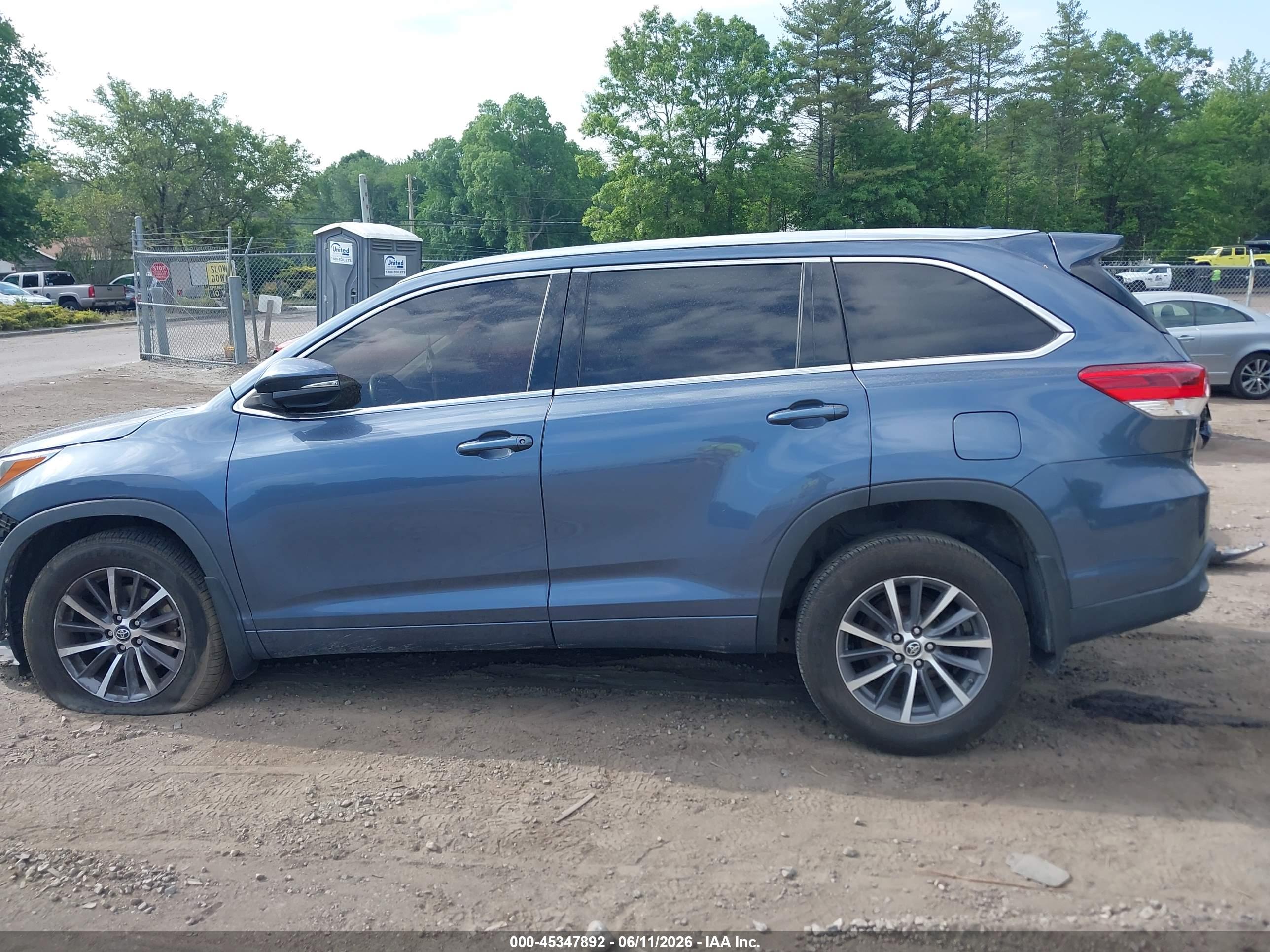 2018 TOYOTA HIGHLANDER XLE
