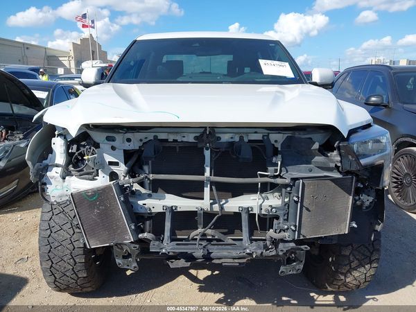 2022 TOYOTA TUNDRA PLATINUM