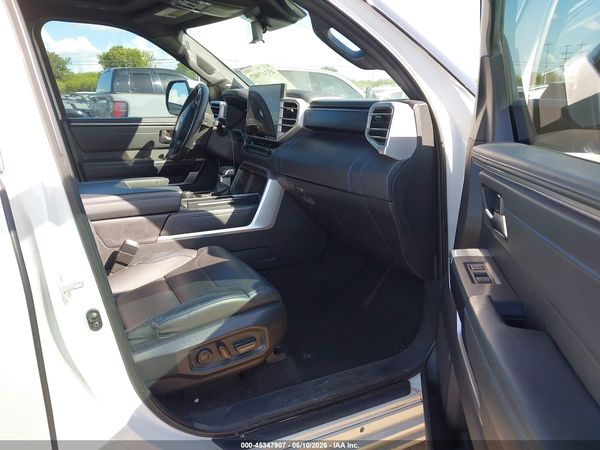 2022 TOYOTA TUNDRA PLATINUM