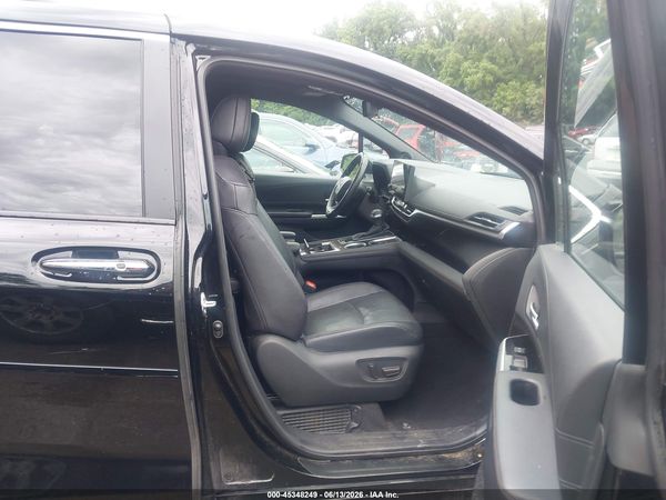2025 TOYOTA SIENNA LIMITED
