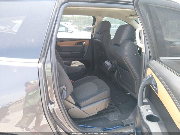 2014 CHEVROLET TRAVERSE 1LT — I8