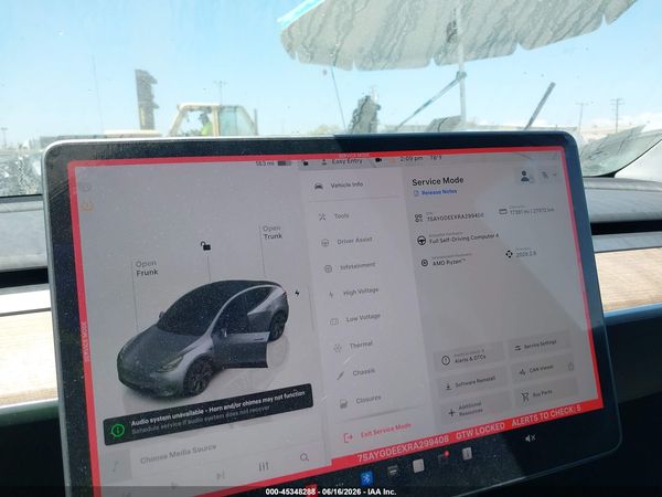 2024 TESLA MODEL Y