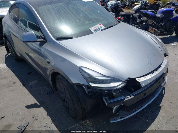 2024 TESLA MODEL Y