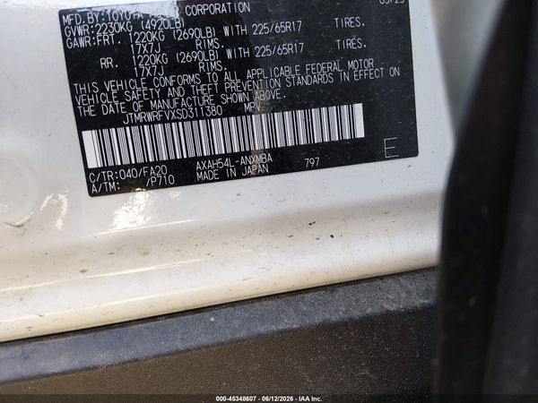 2025 TOYOTA RAV4 HYBRID XLE