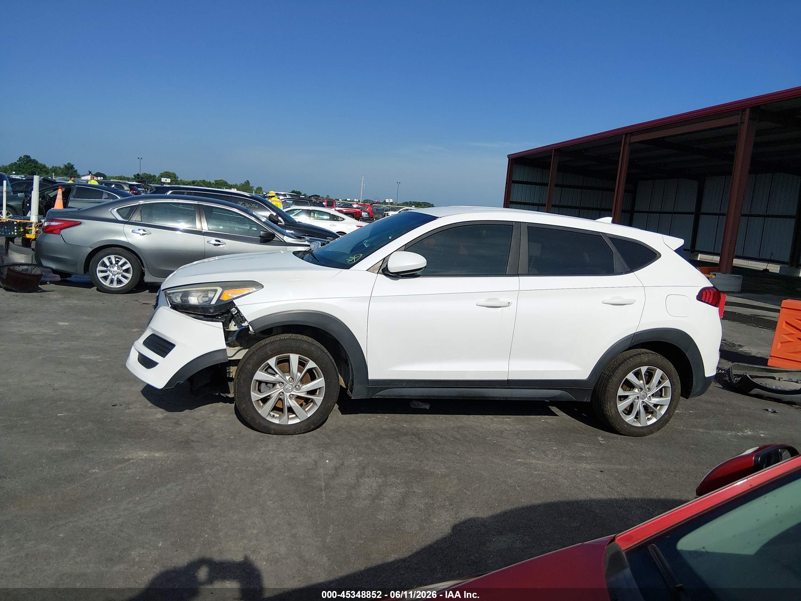2019 HYUNDAI TUCSON SE