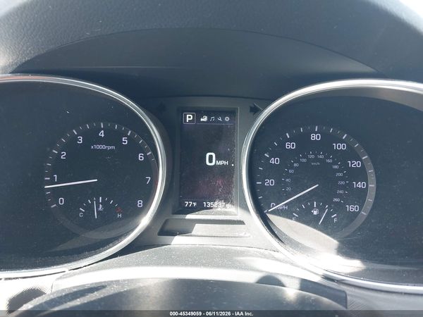 2017 HYUNDAI SANTA FE SE