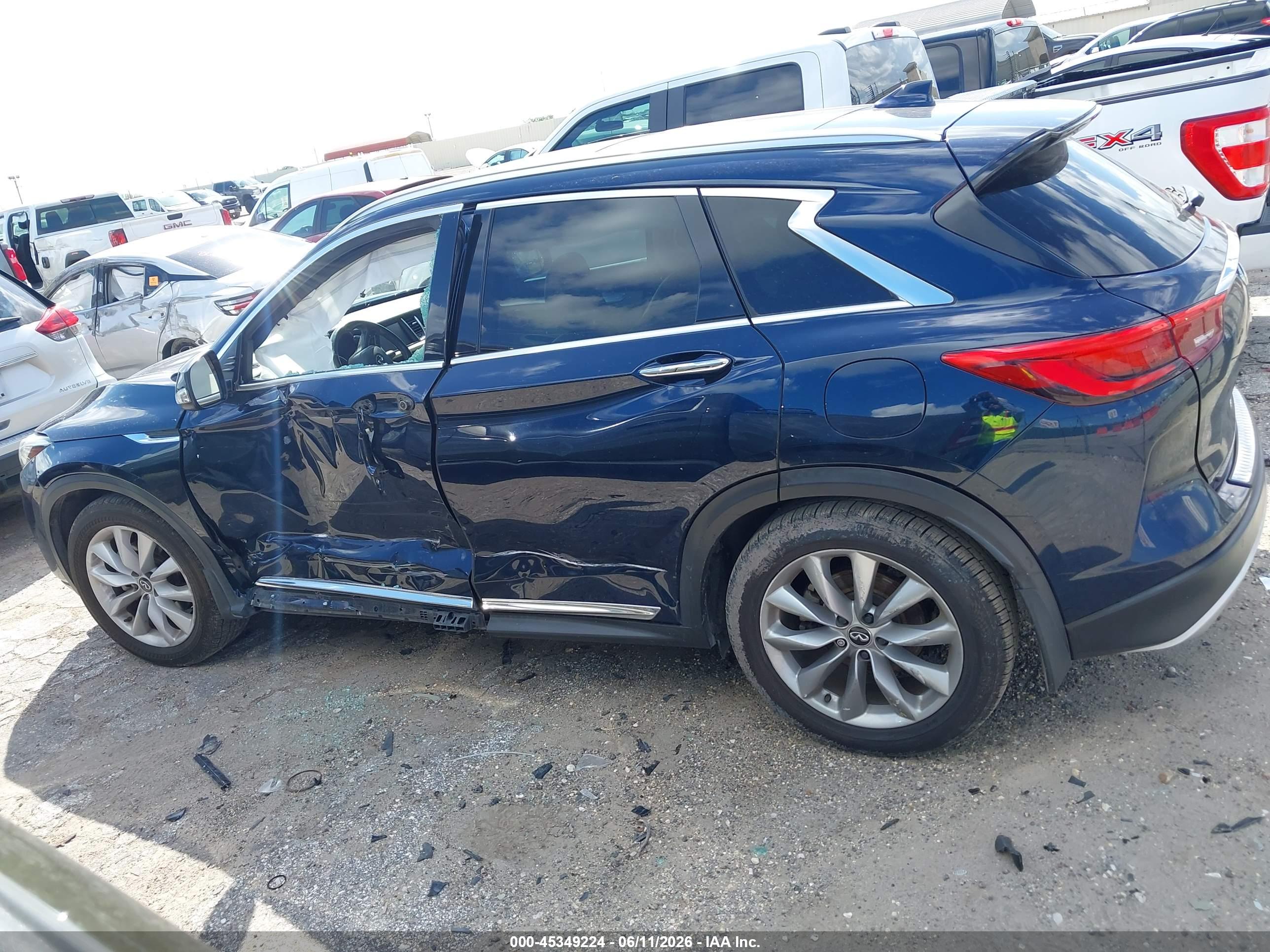 2019 INFINITI QX50 ESSENTIAL