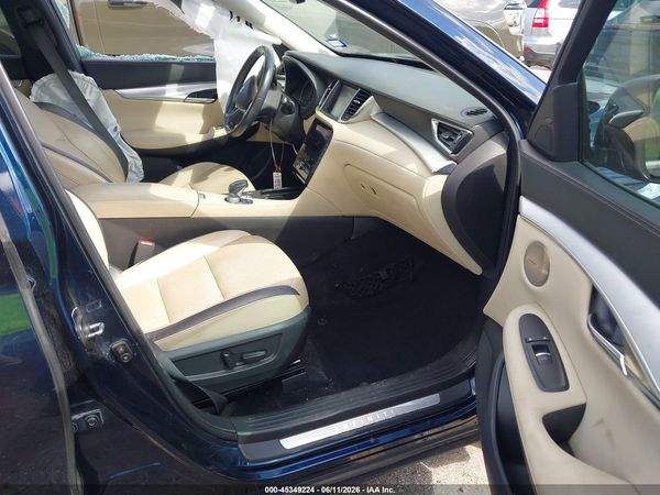 2019 INFINITI QX50 ESSENTIAL