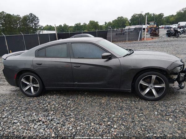 2017 DODGE CHARGER SE RWD