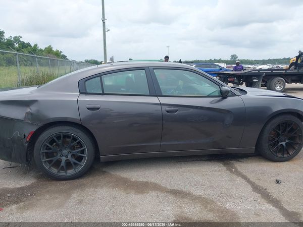 2016 DODGE CHARGER SE