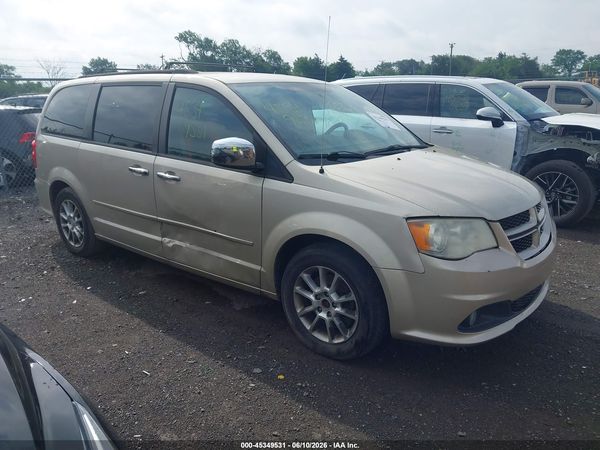 2013 DODGE GRAND CARAVAN R/T — I1