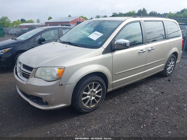 2013 DODGE GRAND CARAVAN R/T — I2