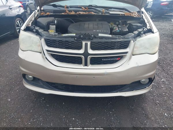 2013 DODGE GRAND CARAVAN R/T — I153