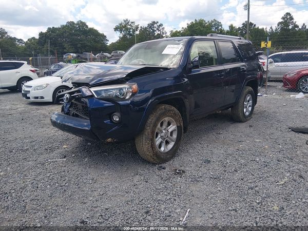2023 TOYOTA 4RUNNER SR5