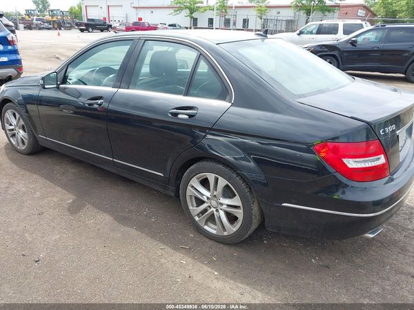 2012 MERCEDES-BENZ C 300 LUXURY 4MATIC