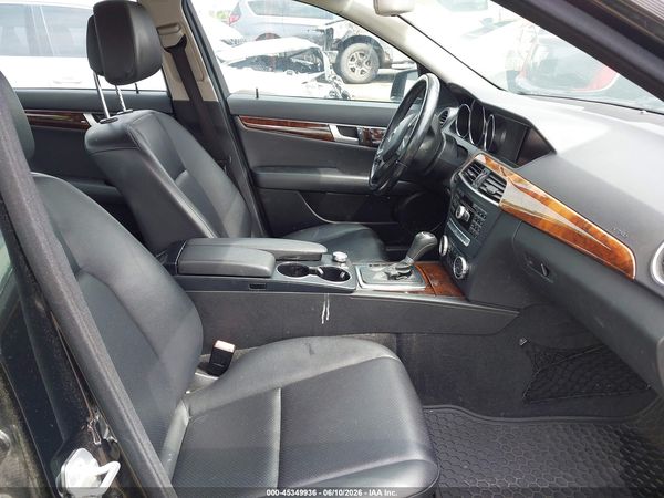 2012 MERCEDES-BENZ C 300 LUXURY 4MATIC