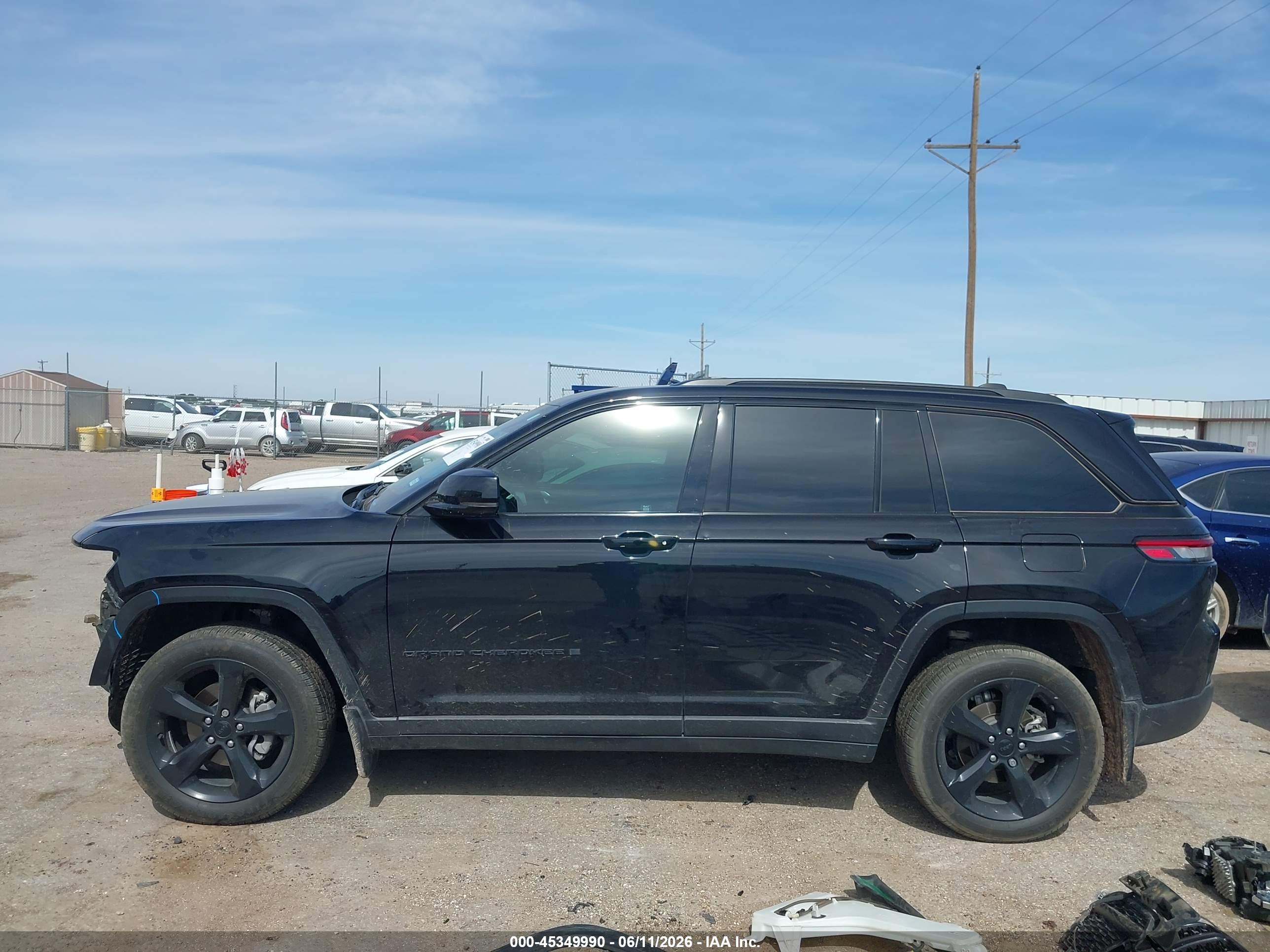2024 JEEP GRAND CHEROKEE ALTITUDE 4X2