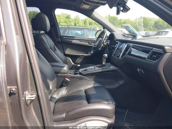 2017 PORSCHE MACAN S