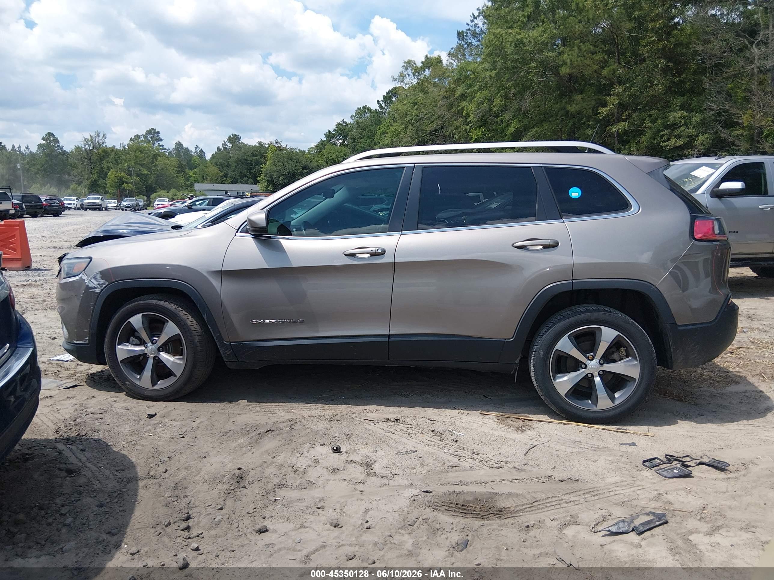 2019 JEEP CHEROKEE LIMITED FWD