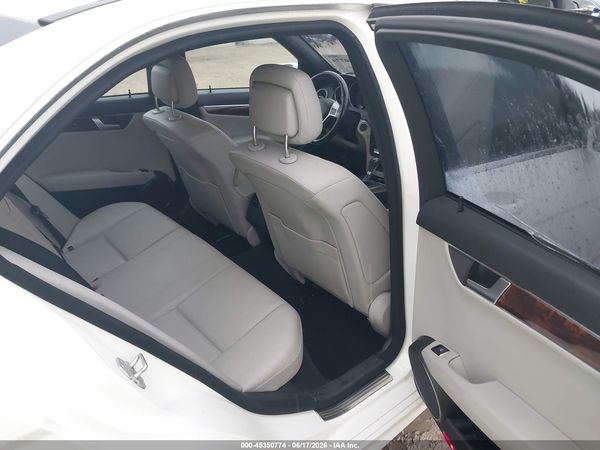 2013 MERCEDES-BENZ C 250 C250