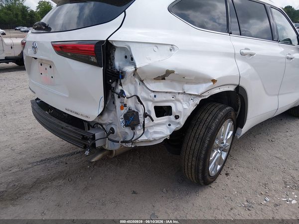 2020 TOYOTA HIGHLANDER LIMITED