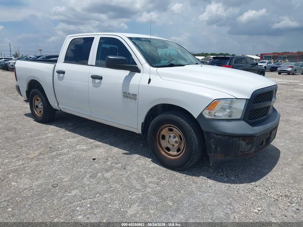 2017 RAM 1500 TRADESMAN  4X2 5'7 BOX